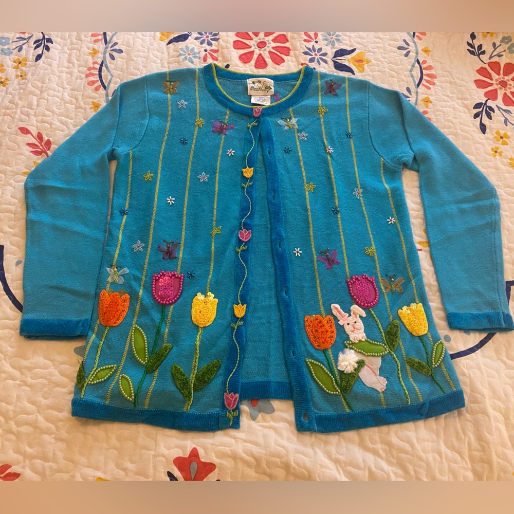 Quacker Factory spring sweater with bunny and flower details - size small